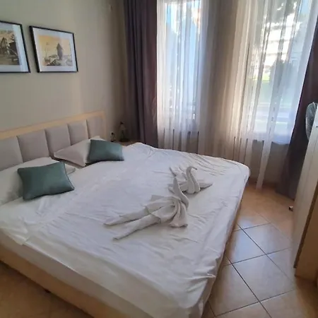 Royal Sun Holiday * Sluneční pobřeží